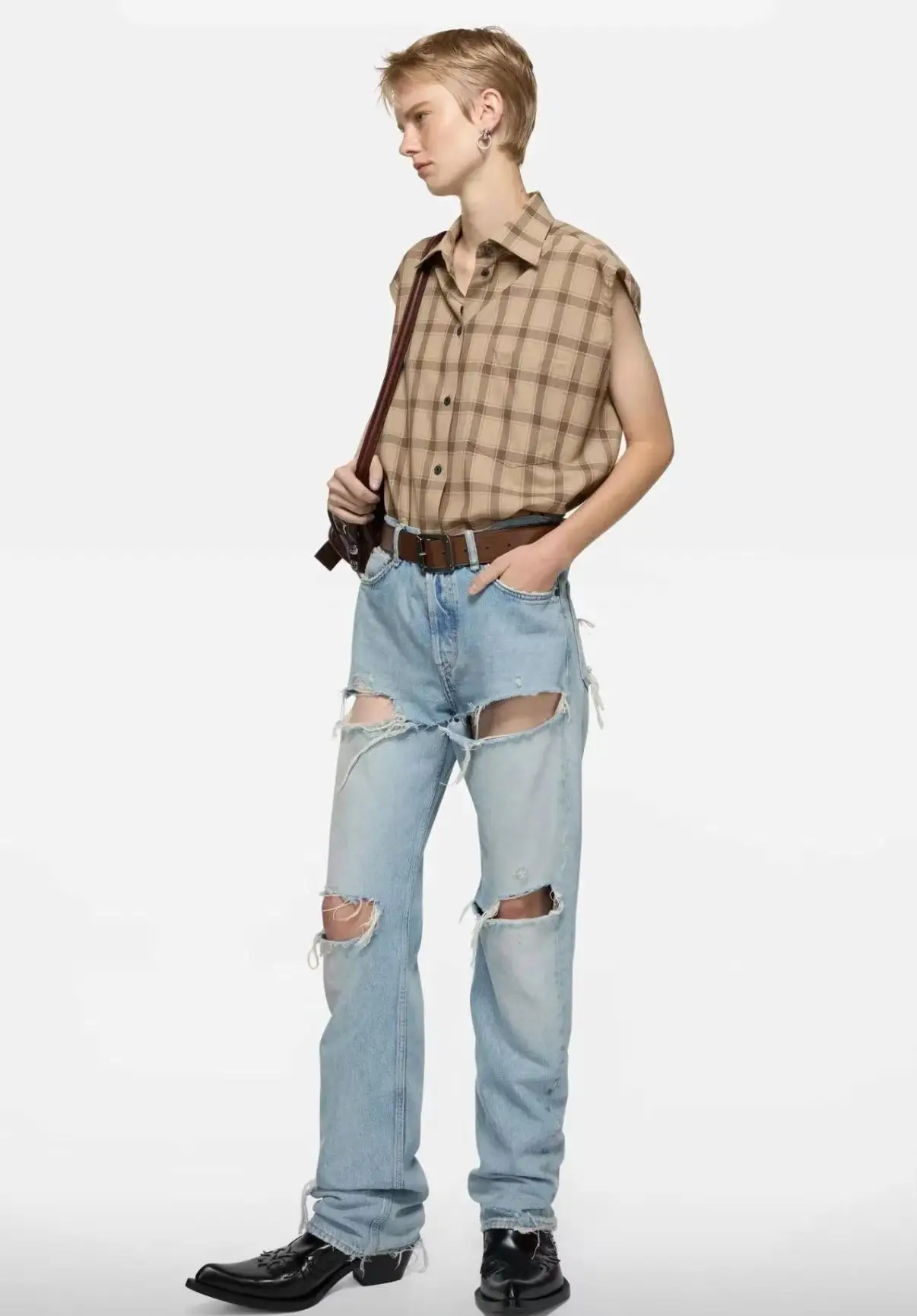 Distressed Straight-Leg Jeans D20520568