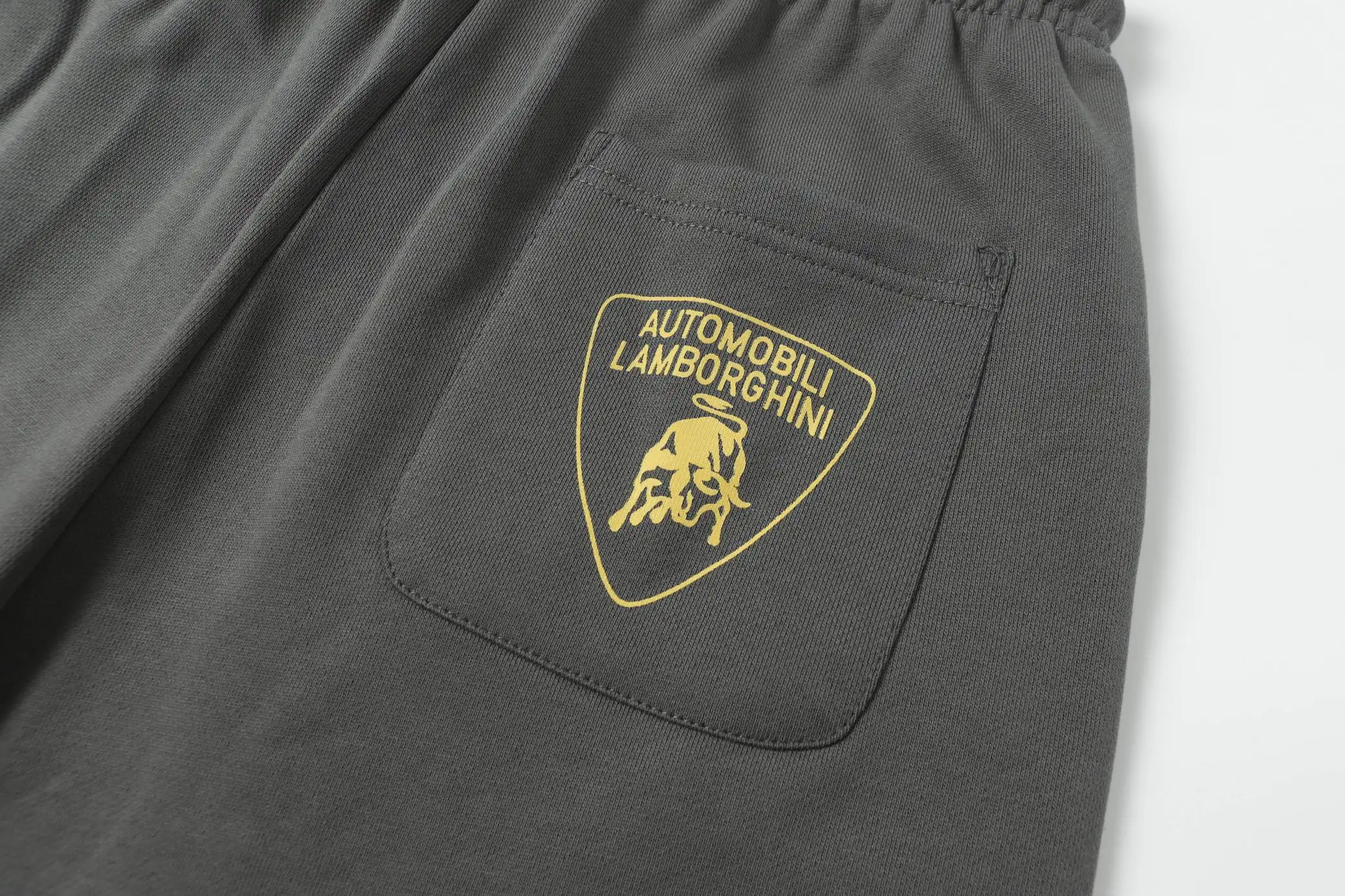 Logo-Print Fleece Sweat Shorts D18518698 — view 3