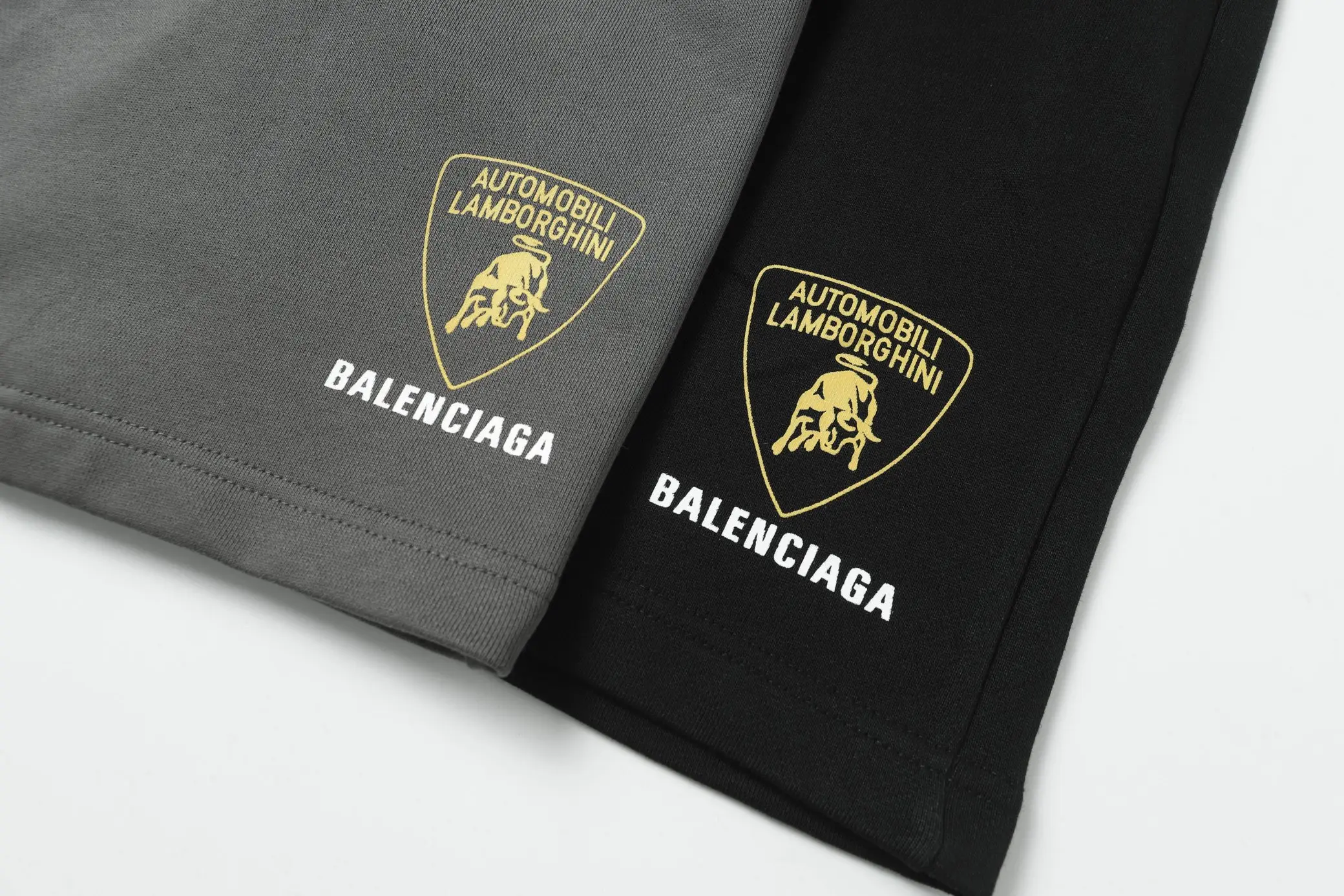 Logo-Print Fleece Sweat Shorts D18518698 — view 8