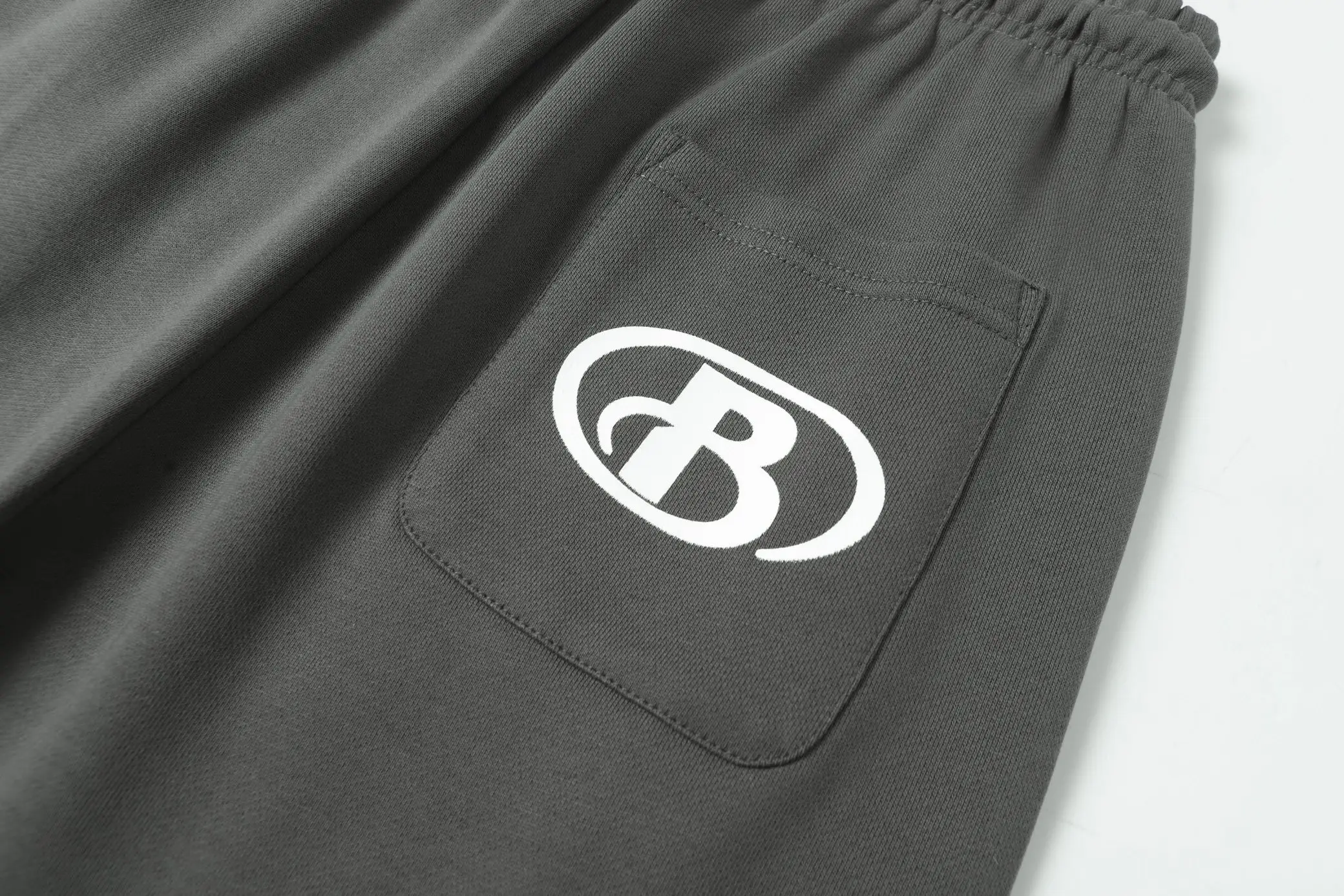 Logo-Embroidered Fleece Sweat Shorts D18518695 — view 5
