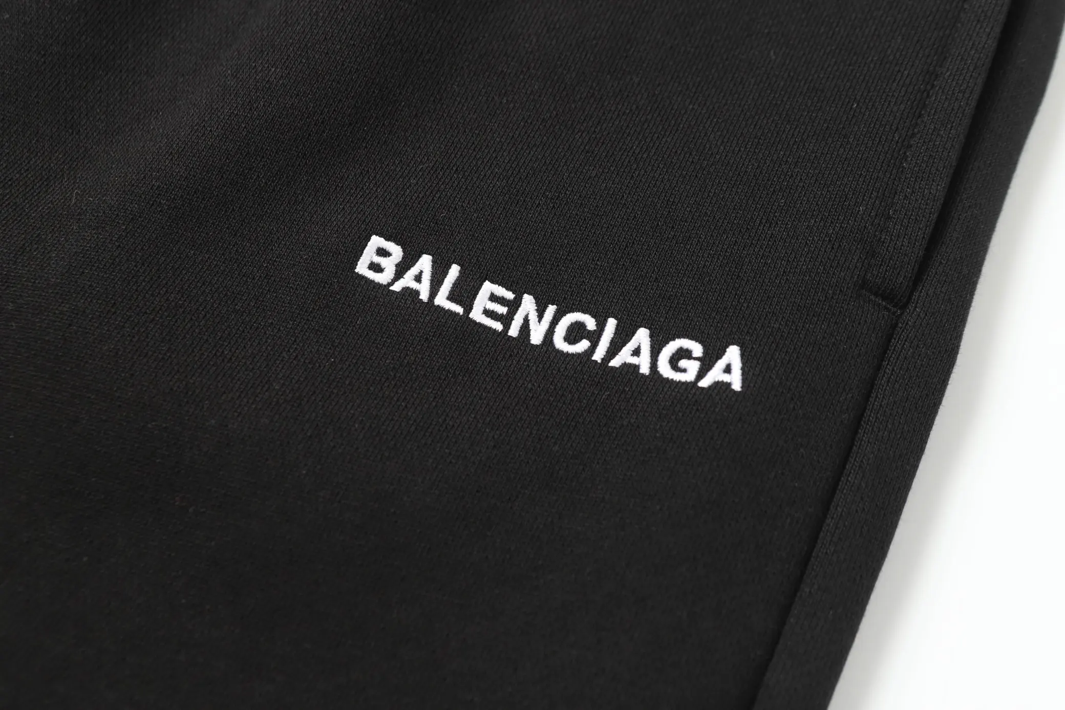 Logo-Embroidered Cotton-Jersey Shorts D17518691 — view 3