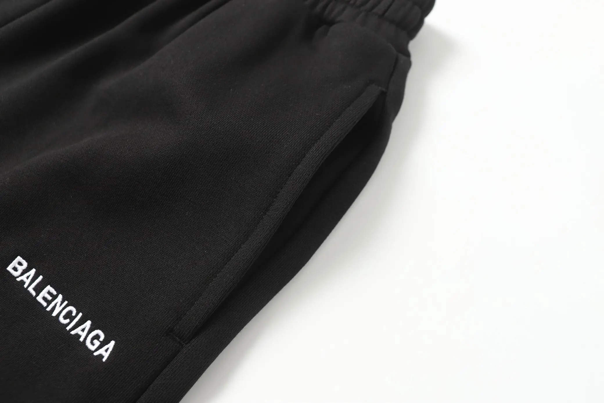Logo-Embroidered Cotton-Jersey Shorts D17518691 — view 6