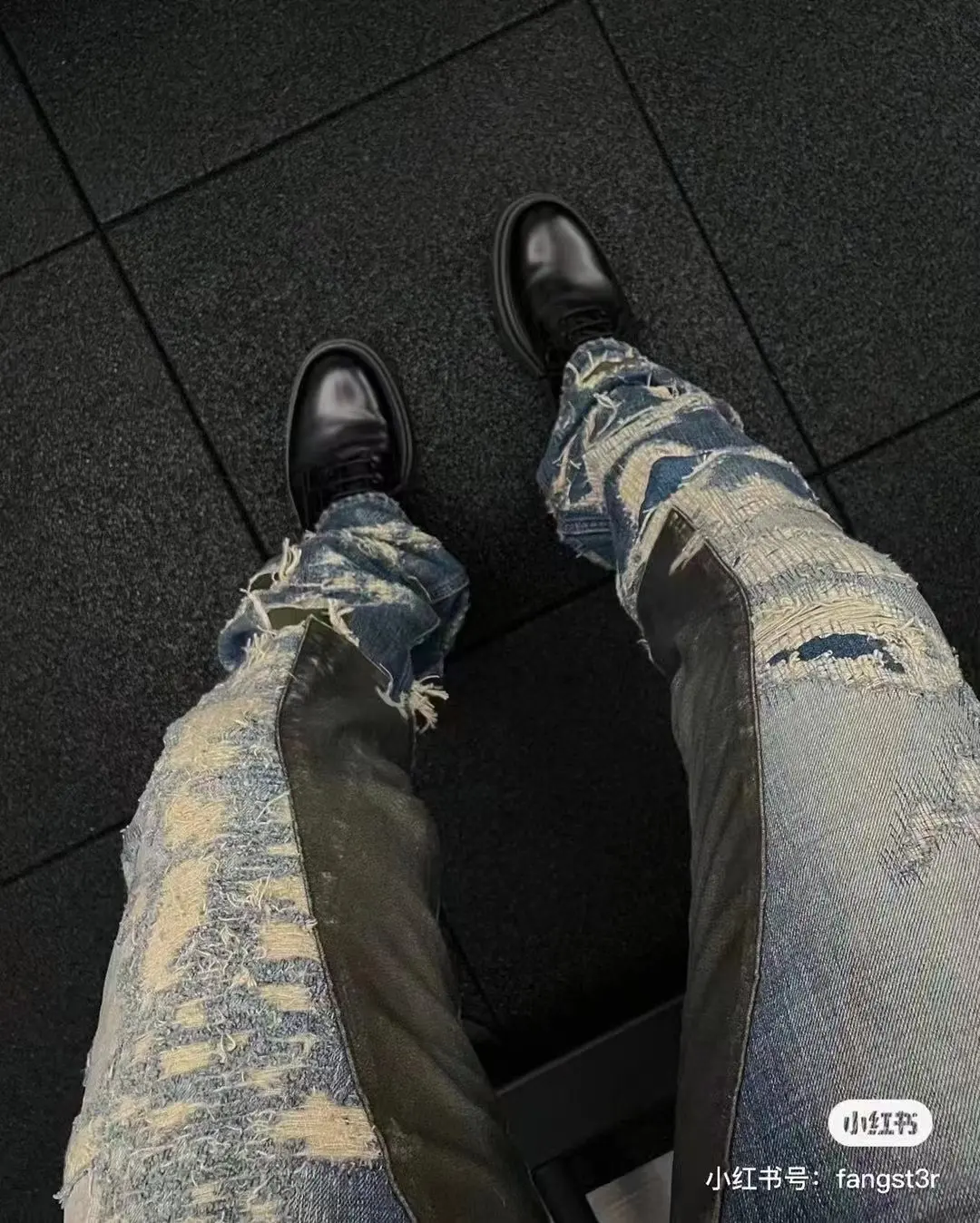 3D-Print Effect Distressed Slim-Fit Jeans D26018626 — view 4