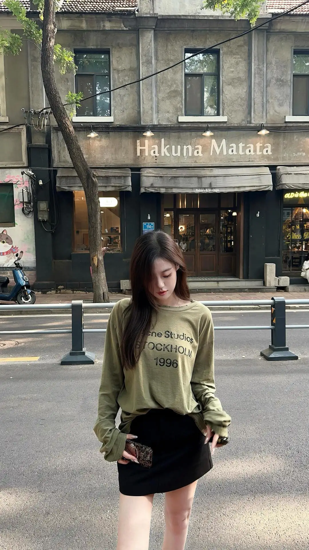 1996 Logo Print Slub Cotton Long-Sleeve T-Shirt D13023708 — view 81