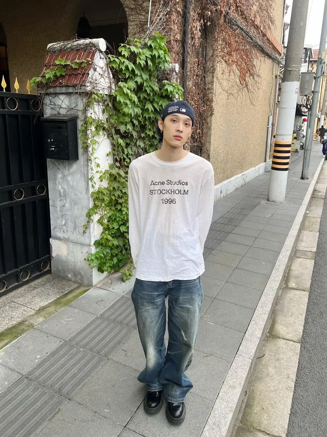 1996 Logo Print Slub Cotton Long-Sleeve T-Shirt D13023708 — view 113