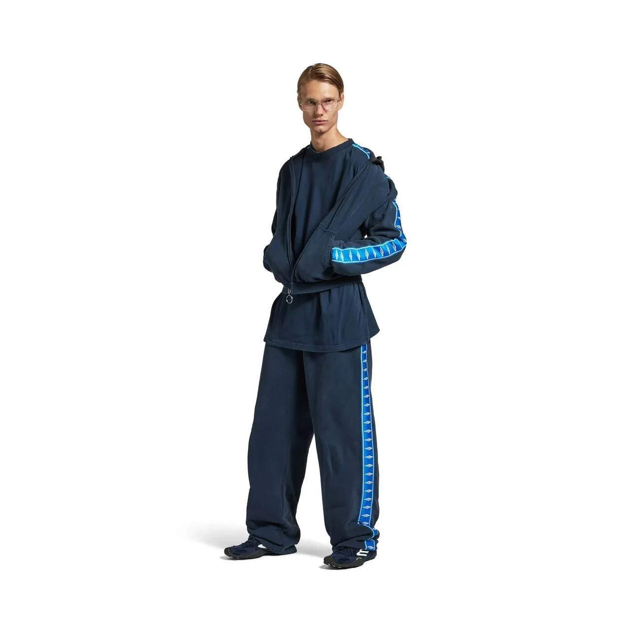 Stripe Baggy Logo-Tape Sweatpants D22518621