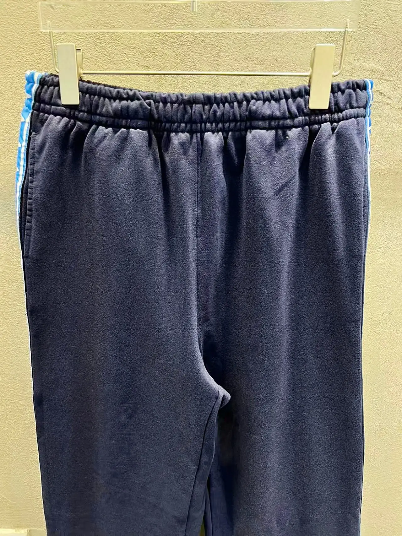 Logo-Stripe Baggy Cotton Sweatpants D22518622 — view 3