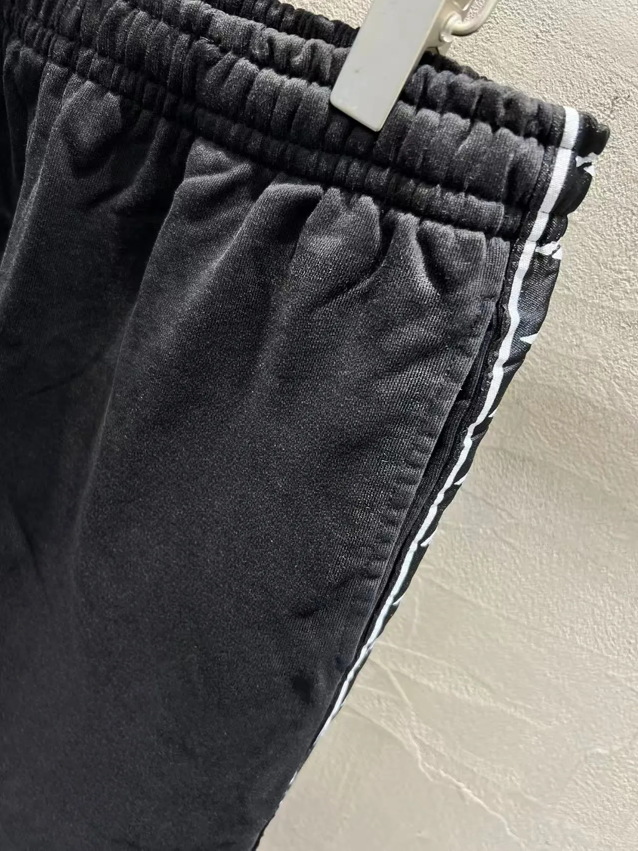 Logo-Stripe Baggy Sweatpants D22518619 — view 4