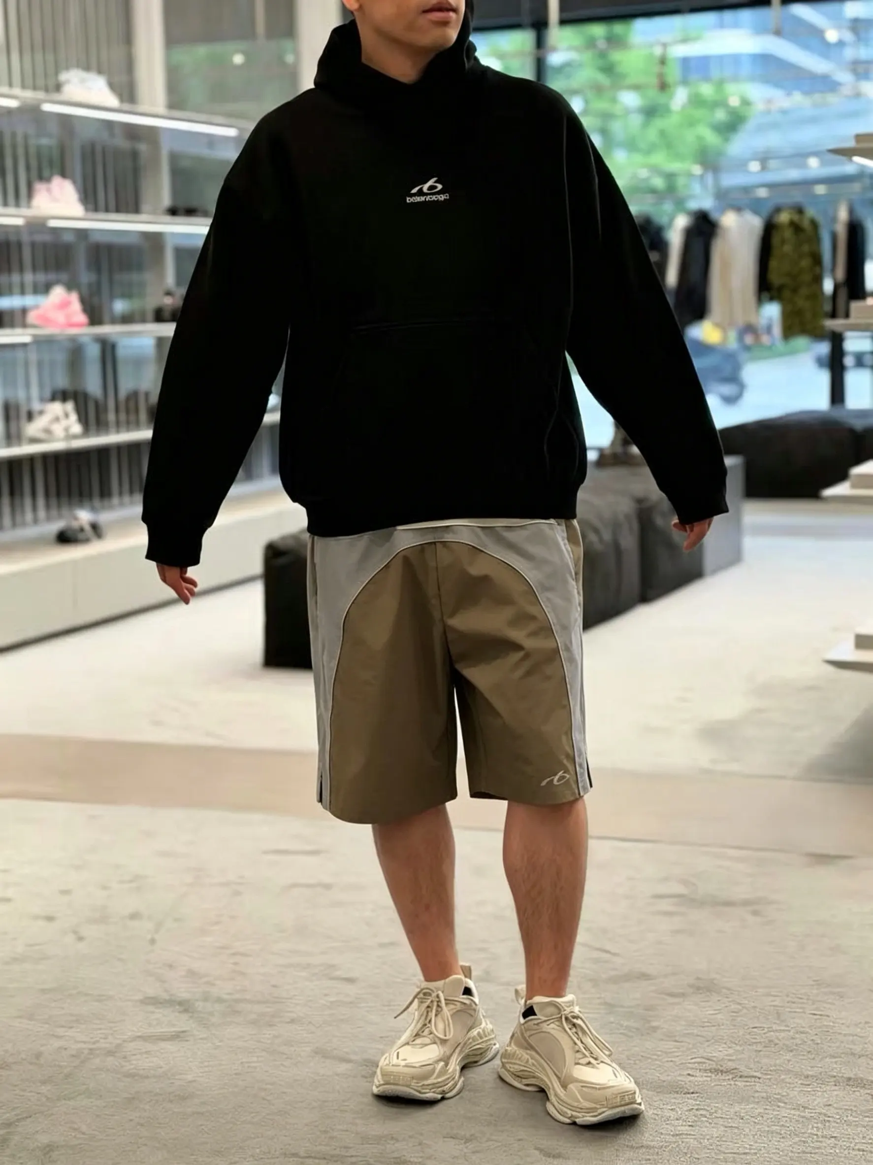 Bodies Reflective Poplin Sports Shorts D21018677 — view 8