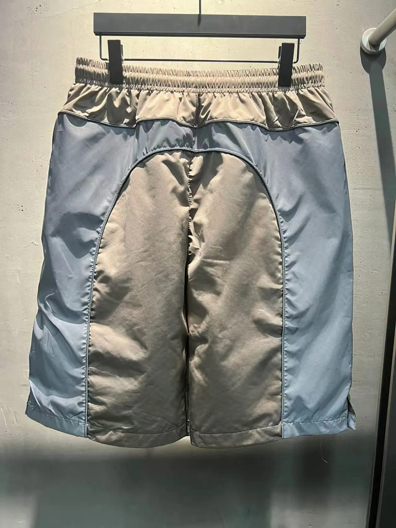 Bodies Reflective Poplin Sports Shorts D21018677 — view 21