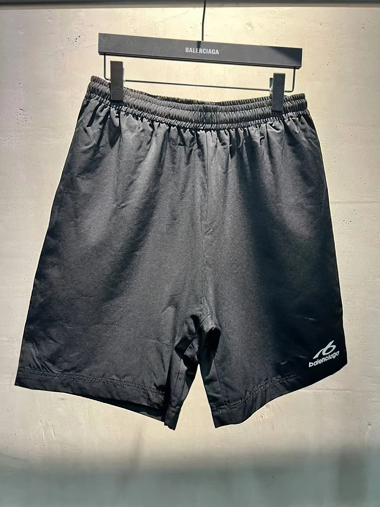 Bodies Reflective Poplin Sports Shorts D17518678 — view 13