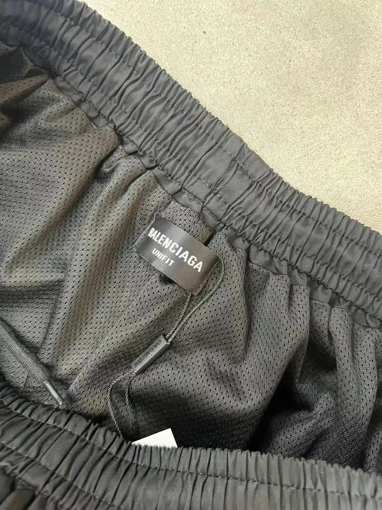 Bodies Reflective Poplin Sports Shorts D17518678 — view 19