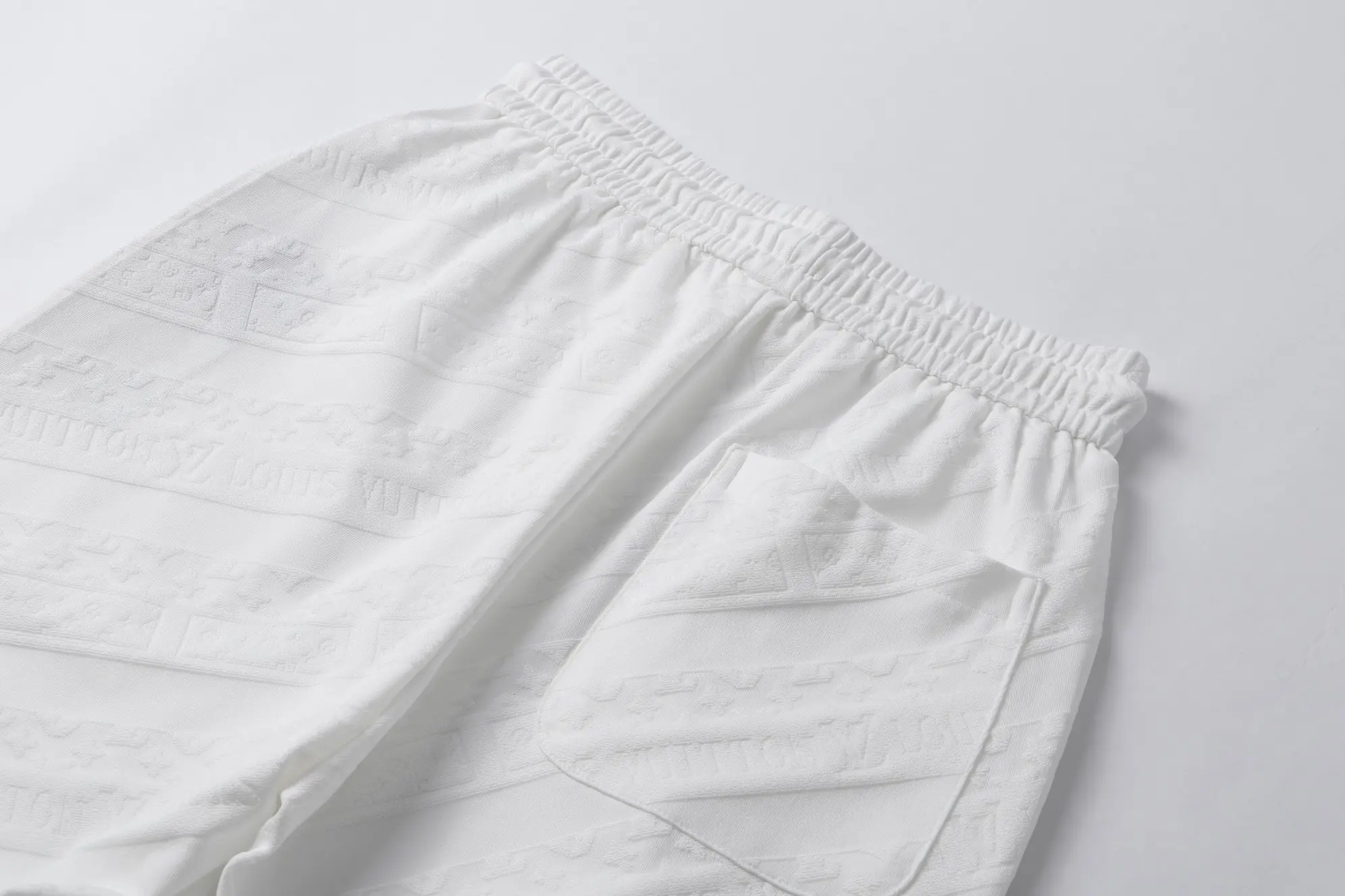 Monogram Jacquard Casual Shorts D14011016 — view 5