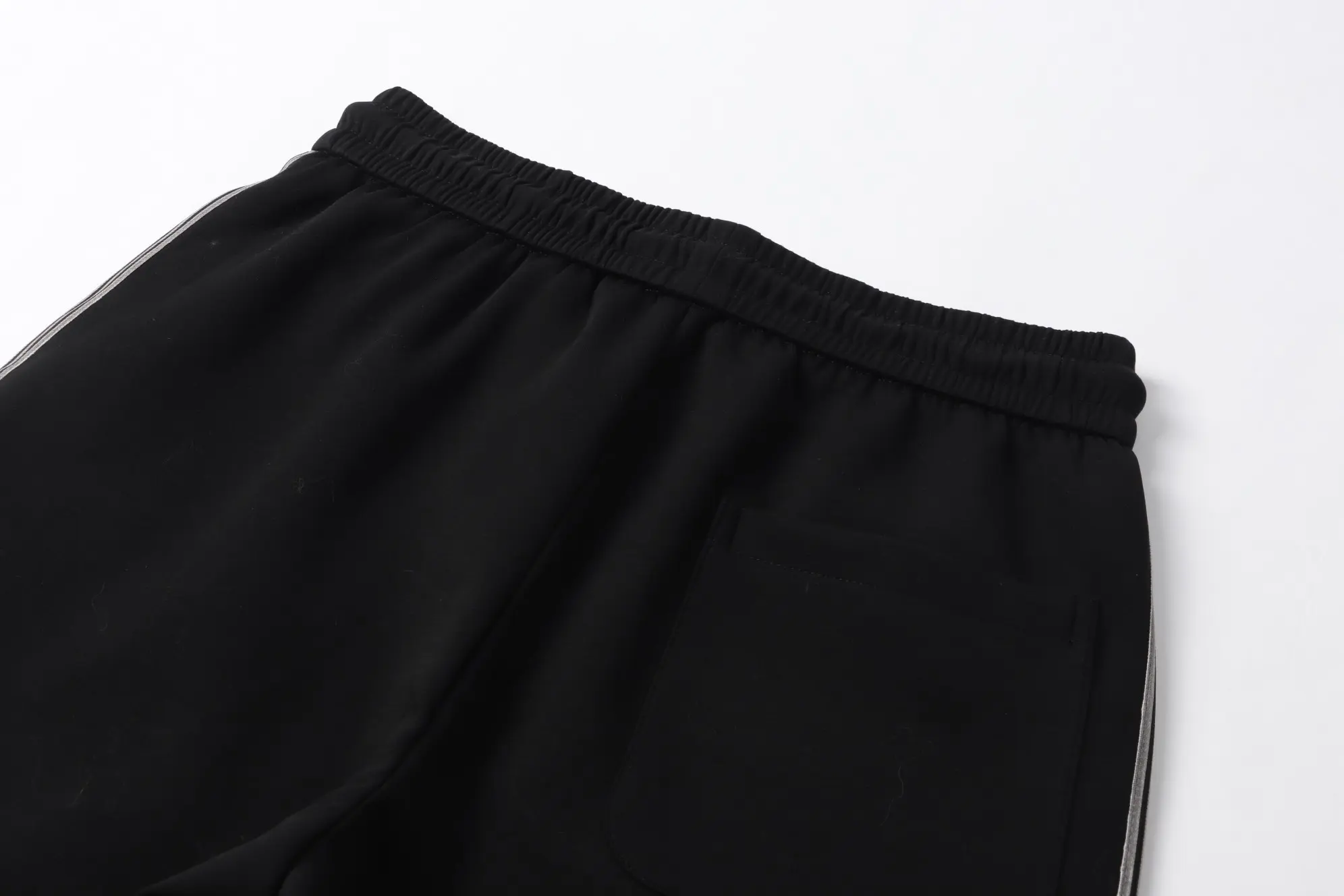 Logo Patch Striped Trim Casual Shorts D14011017 — view 6