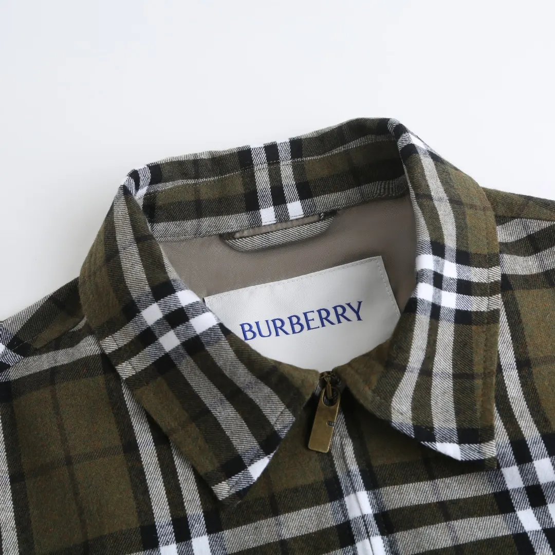 Check Cashmere-Blend Harrington Jacket D42023466 — view 3