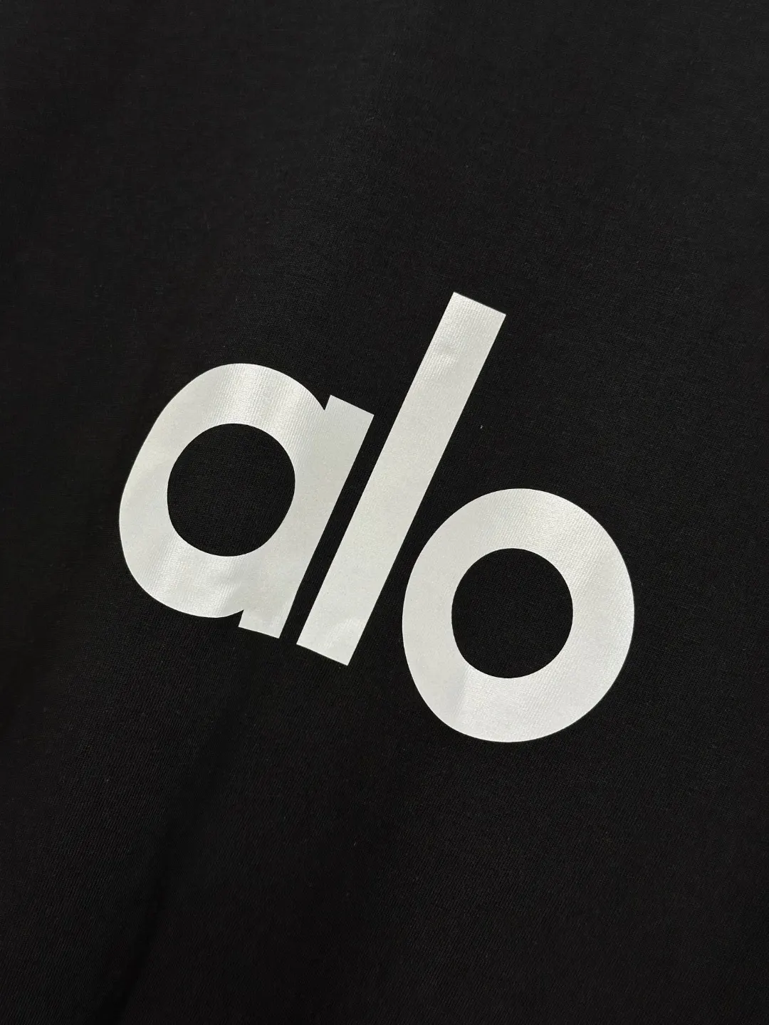 Distressed Logo Reflective T-Shirt D4515337 — view 7