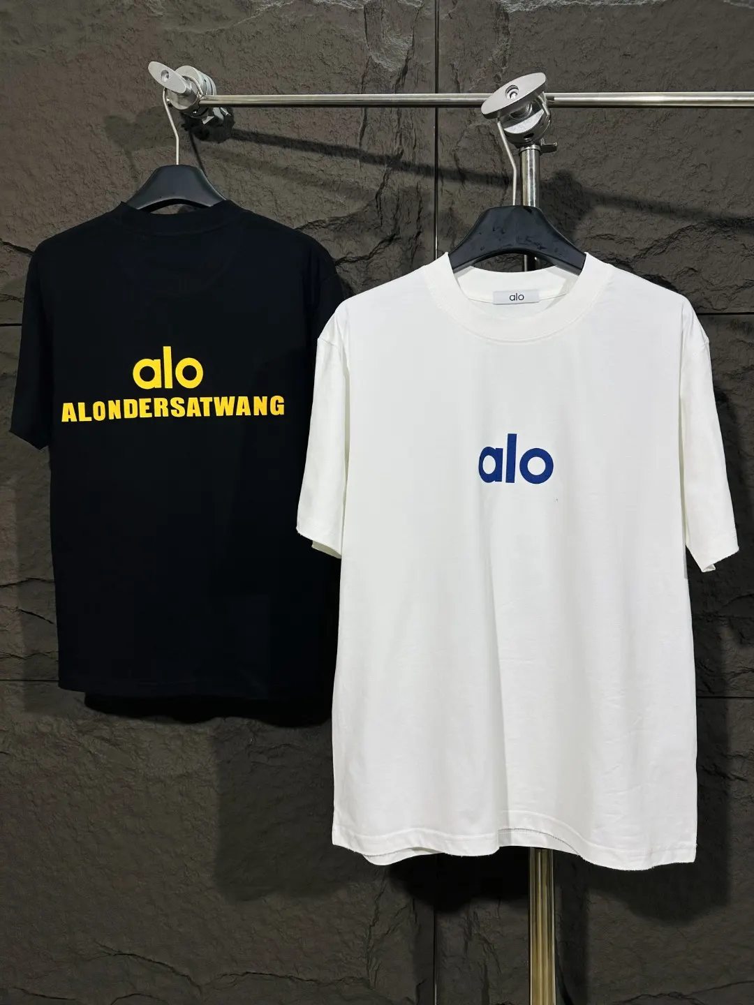 Distressed Logo Cotton Jersey T-Shirt D4515336