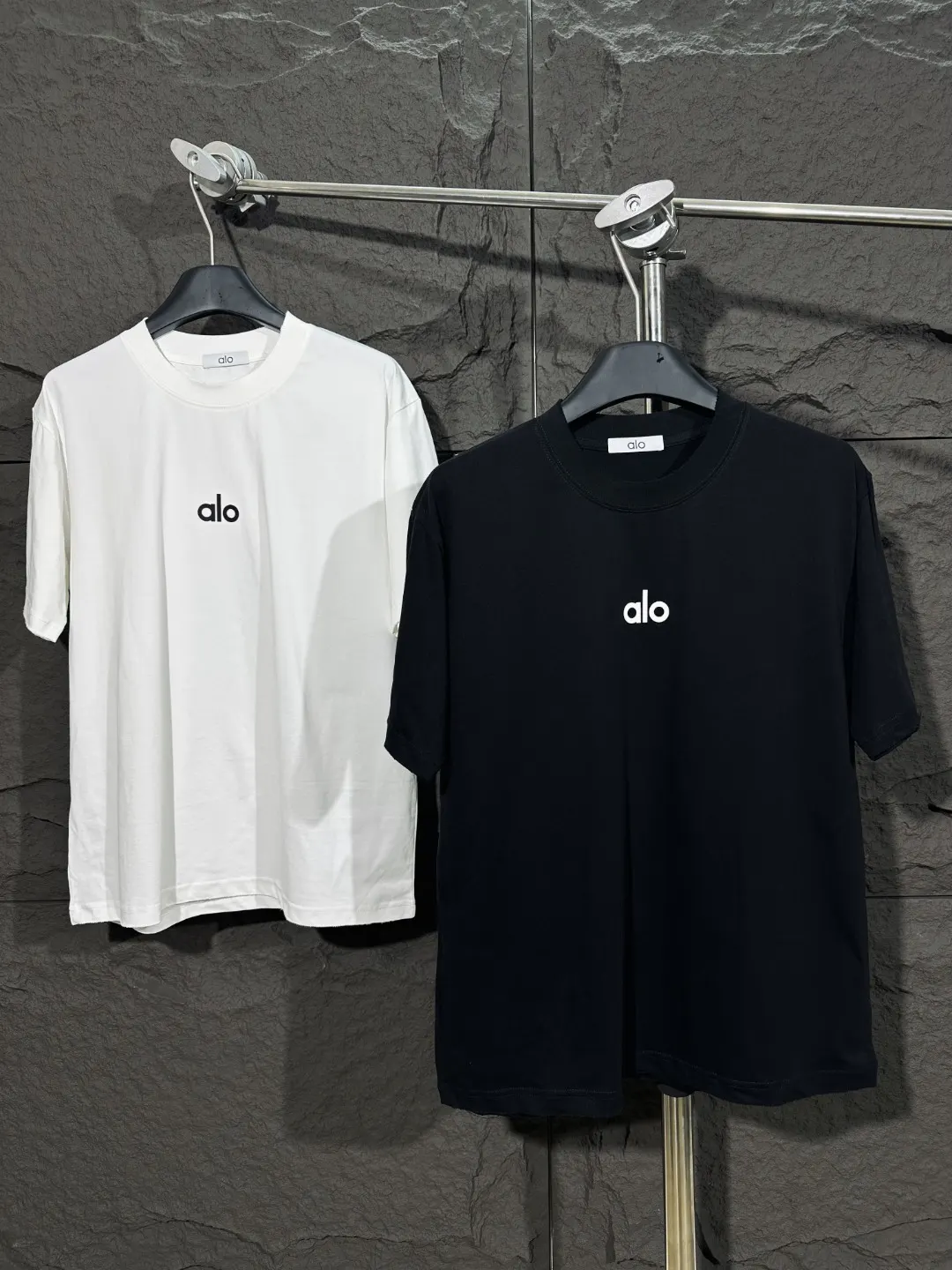 Distressed Logo Cotton T-Shirt D4515335