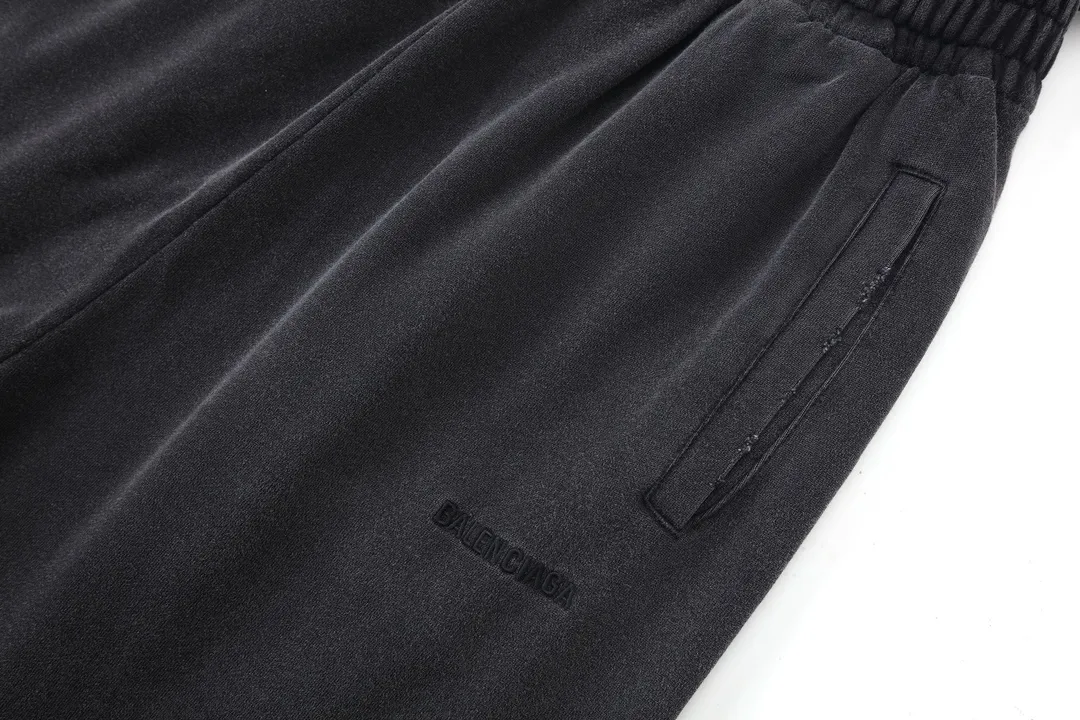 Trompe L'oeil Layered Logo Sweatpants D28912568 — view 4