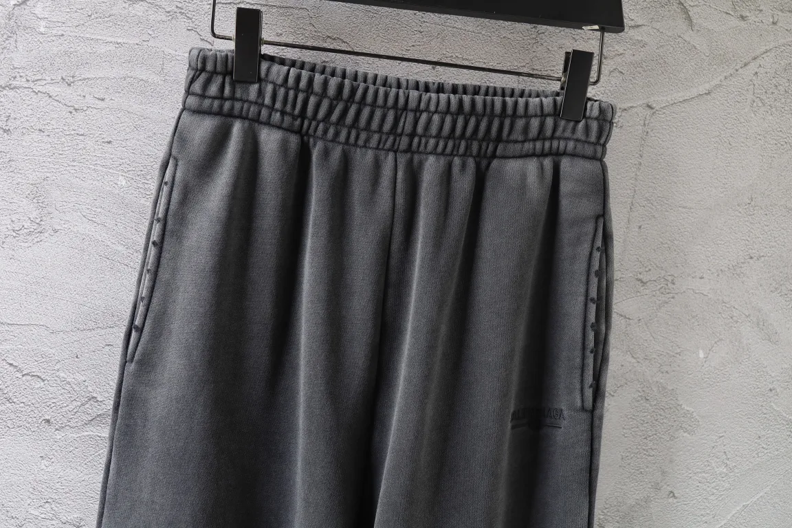 Logo-Embroidered Washed Cotton Sweatpants D30912573 — view 4