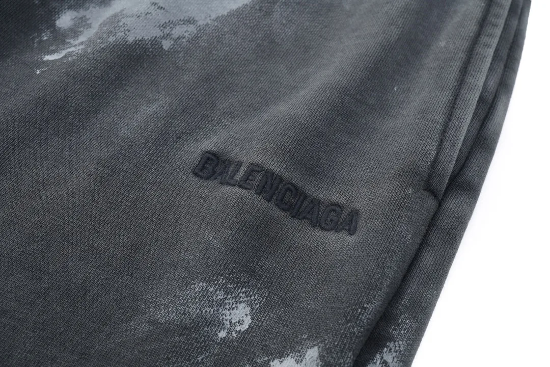 Graffiti Paint-Splatter Embroidered Sweats D30918815 — view 12