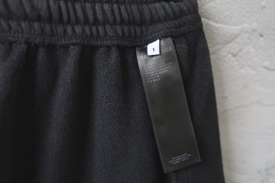 Logo-Embroidered Wide-Leg Sweatpants D25512547 — view 8