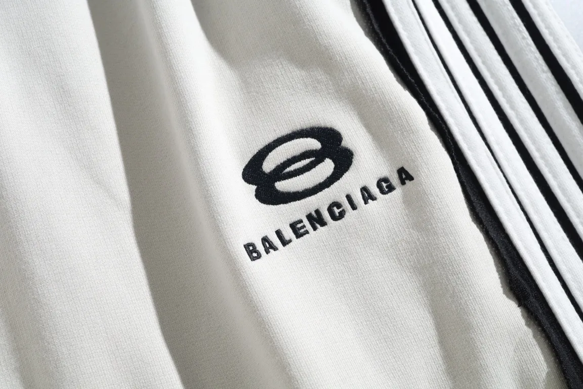 Embroidered Logo Striped Cotton Sweatpants D33912544 — view 4