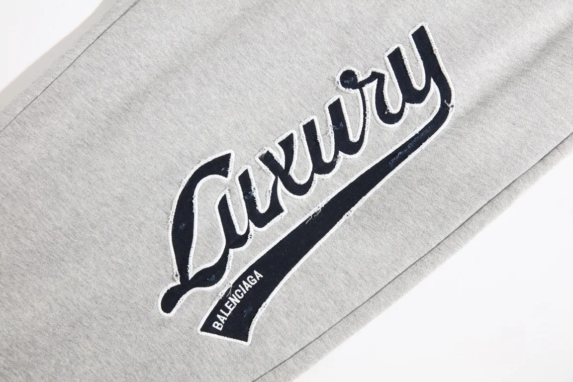 Logo Embroidered Distressed Sweatpants D28912534 — view 3