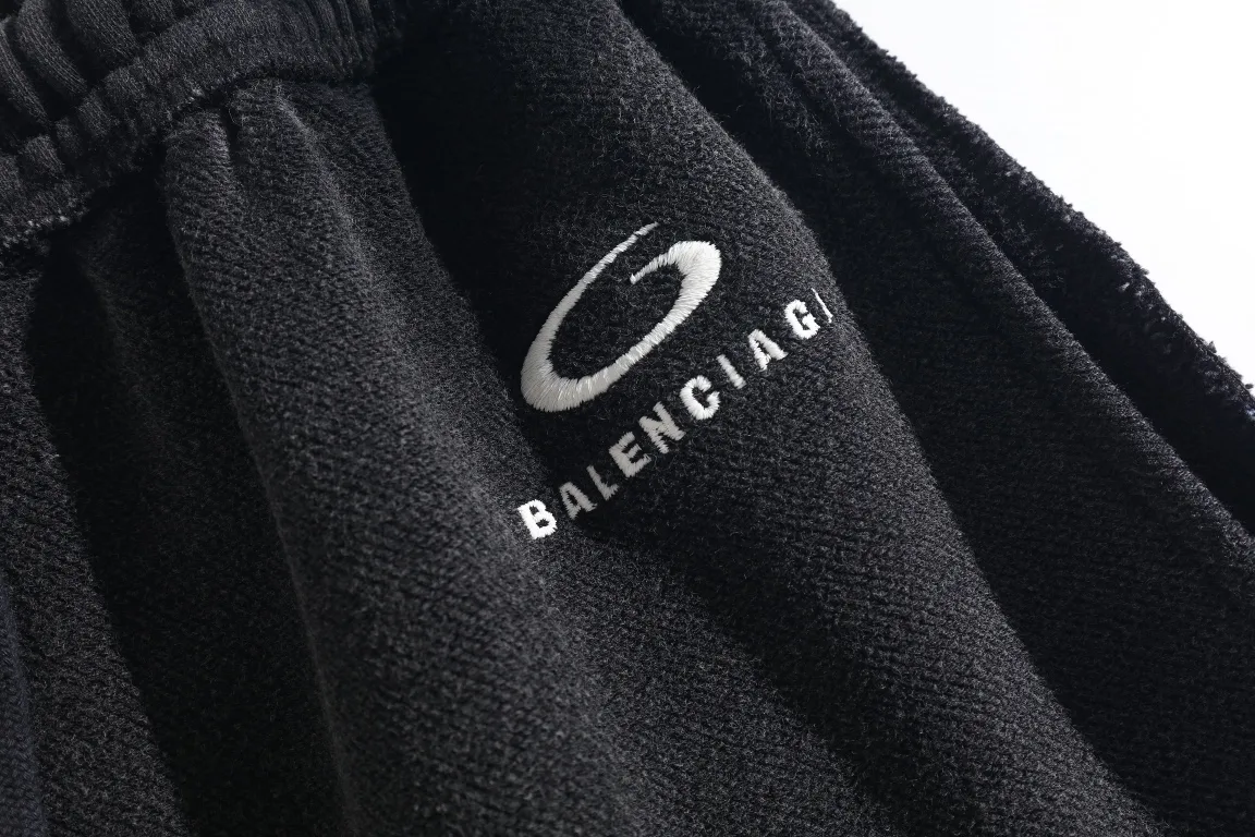 Logo-Embroidered Washed Cotton Sweatpants D29912532 — view 4