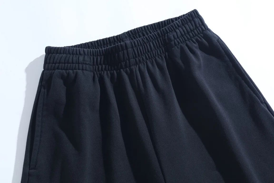 3B Logo Embroidered Wide-Leg Sweatpants D26912526 — view 5
