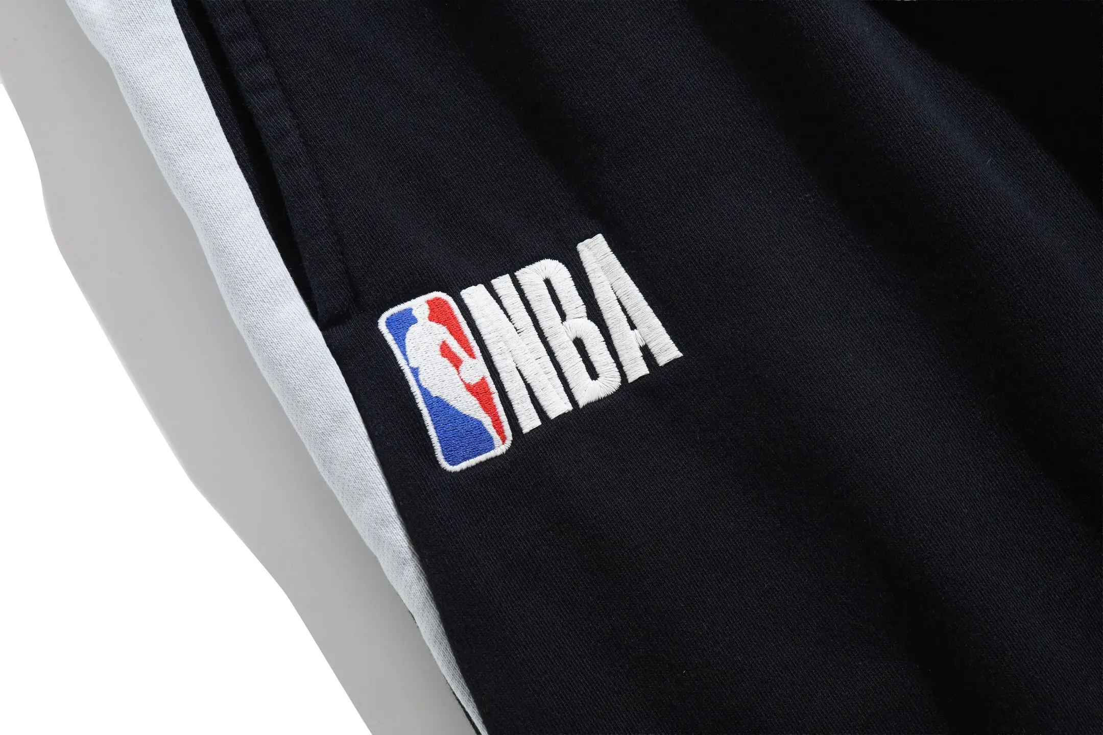 Logo-Embroidered Wide-Leg Sweatpants D31912514 — view 6