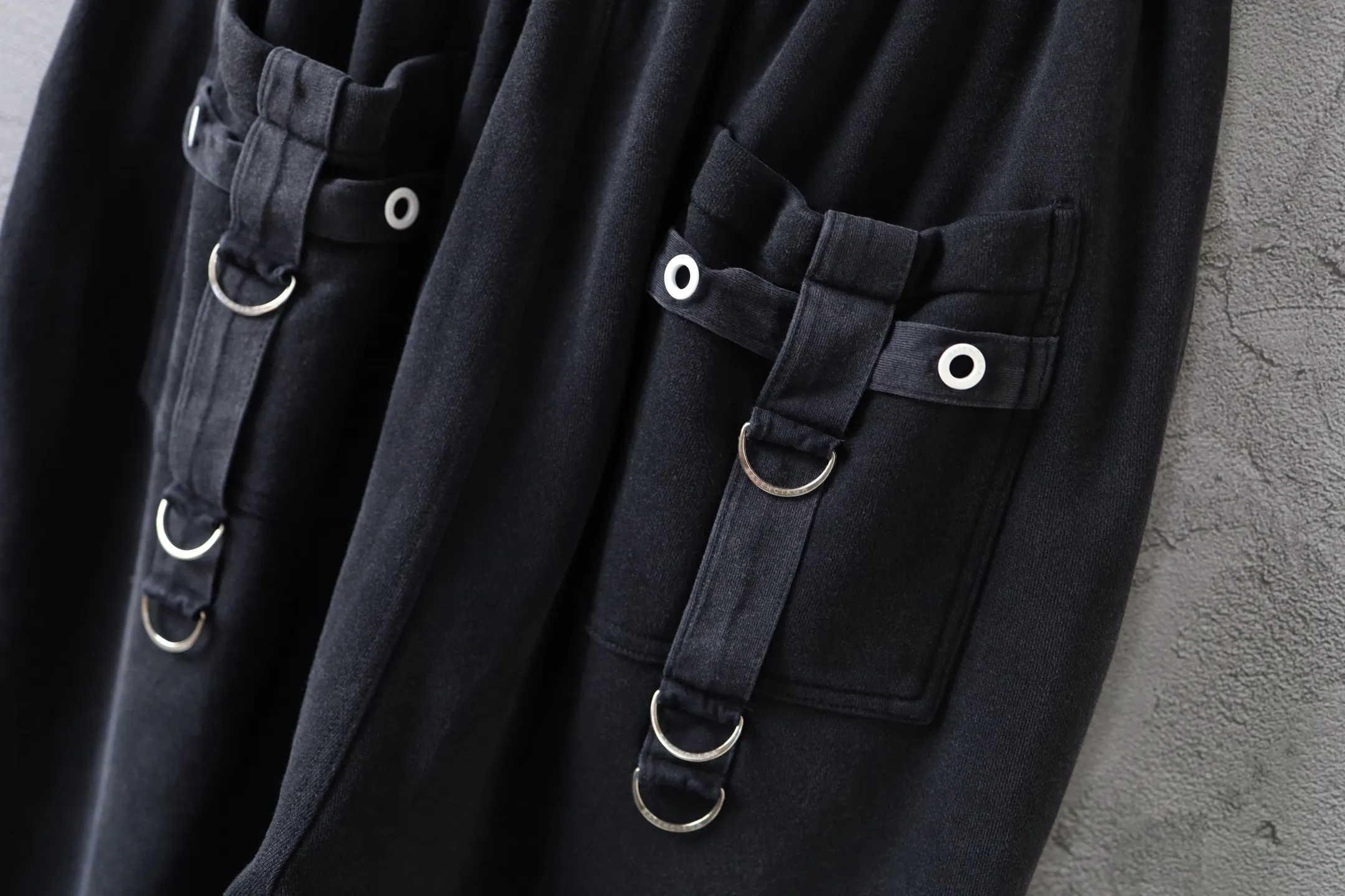 Washed Cotton Cargo Sweatpants D39921292 — view 4