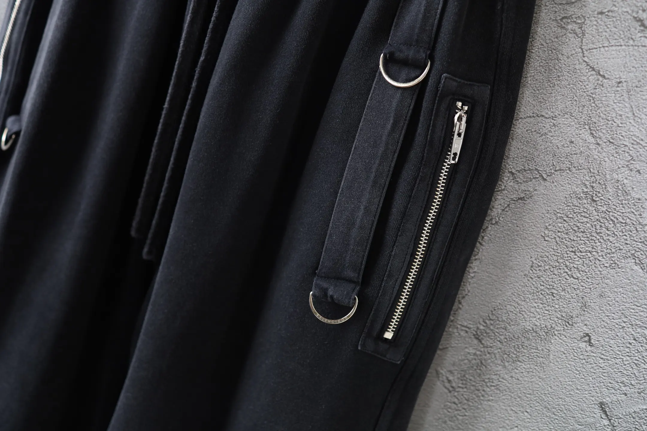 Washed Cotton Cargo Sweatpants D39921292 — view 5