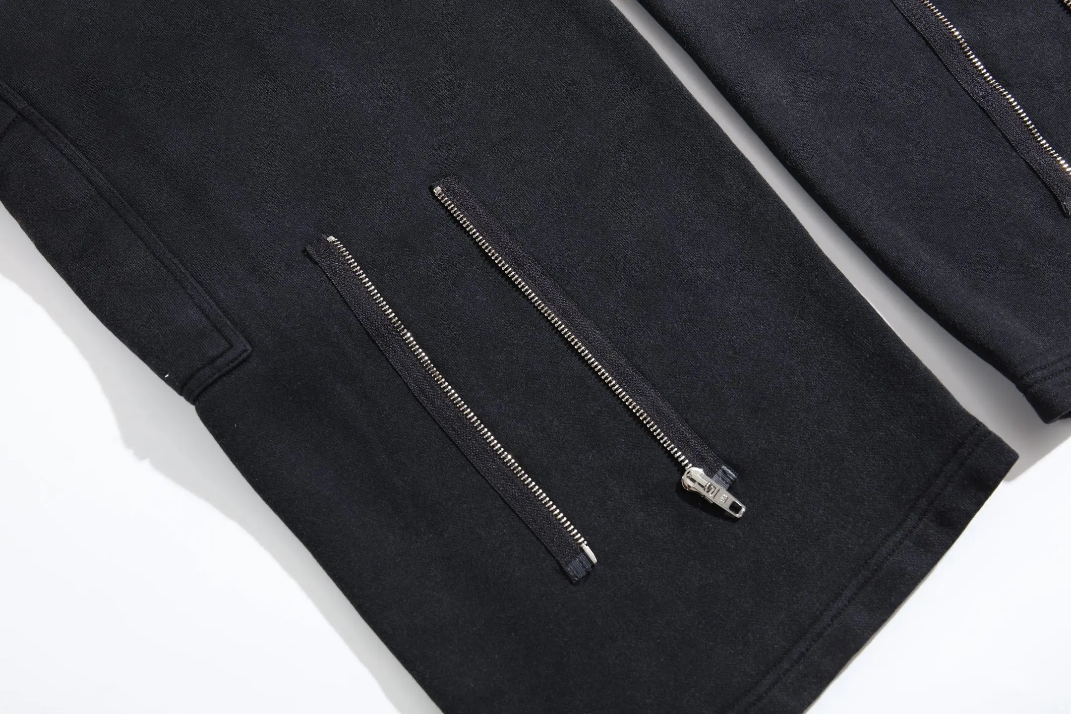 Washed Cotton Cargo Sweatpants D39921292 — view 13
