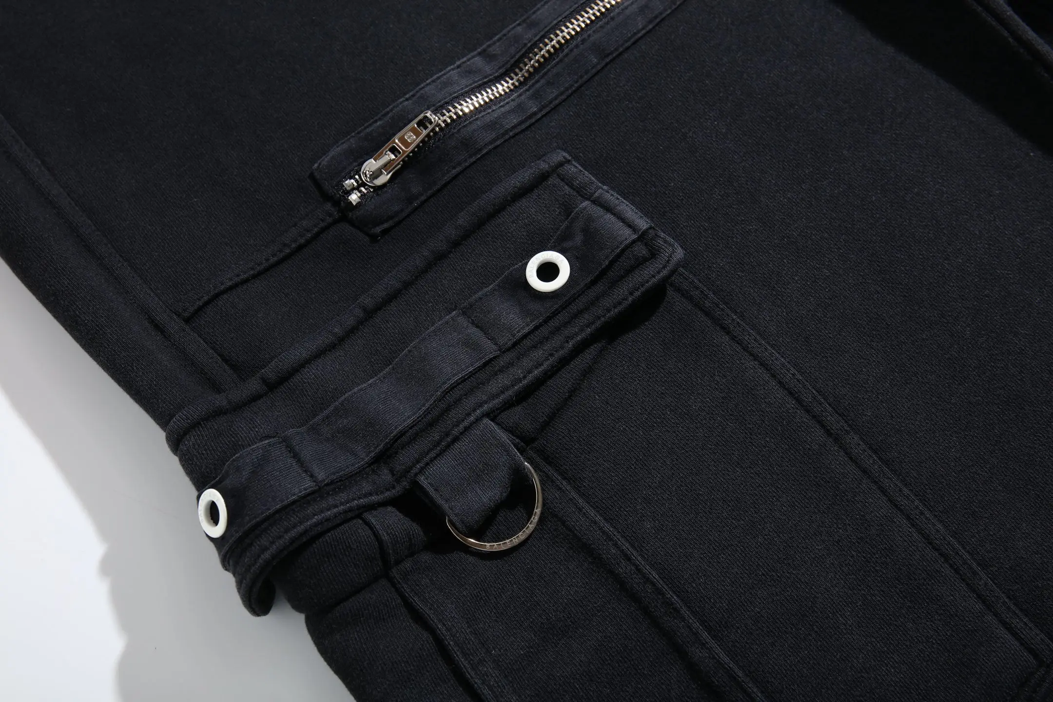 Washed Cotton Cargo Sweatpants D39921292 — view 14