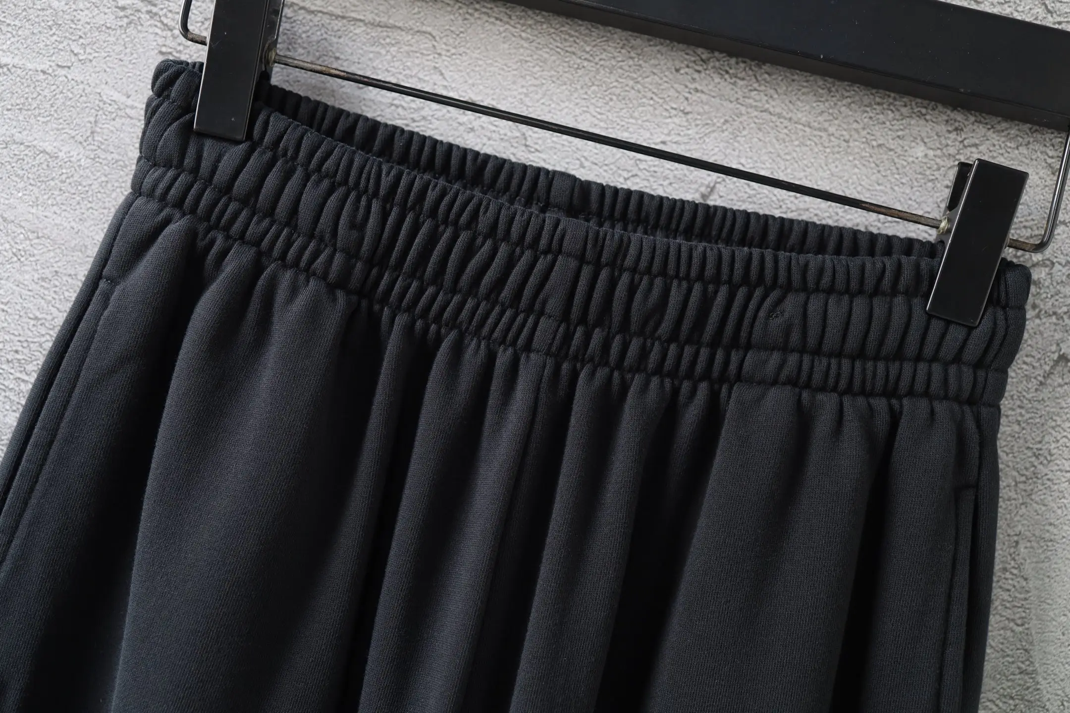 Logo Embroidered Wide-Leg Sweats D22521279 — view 6