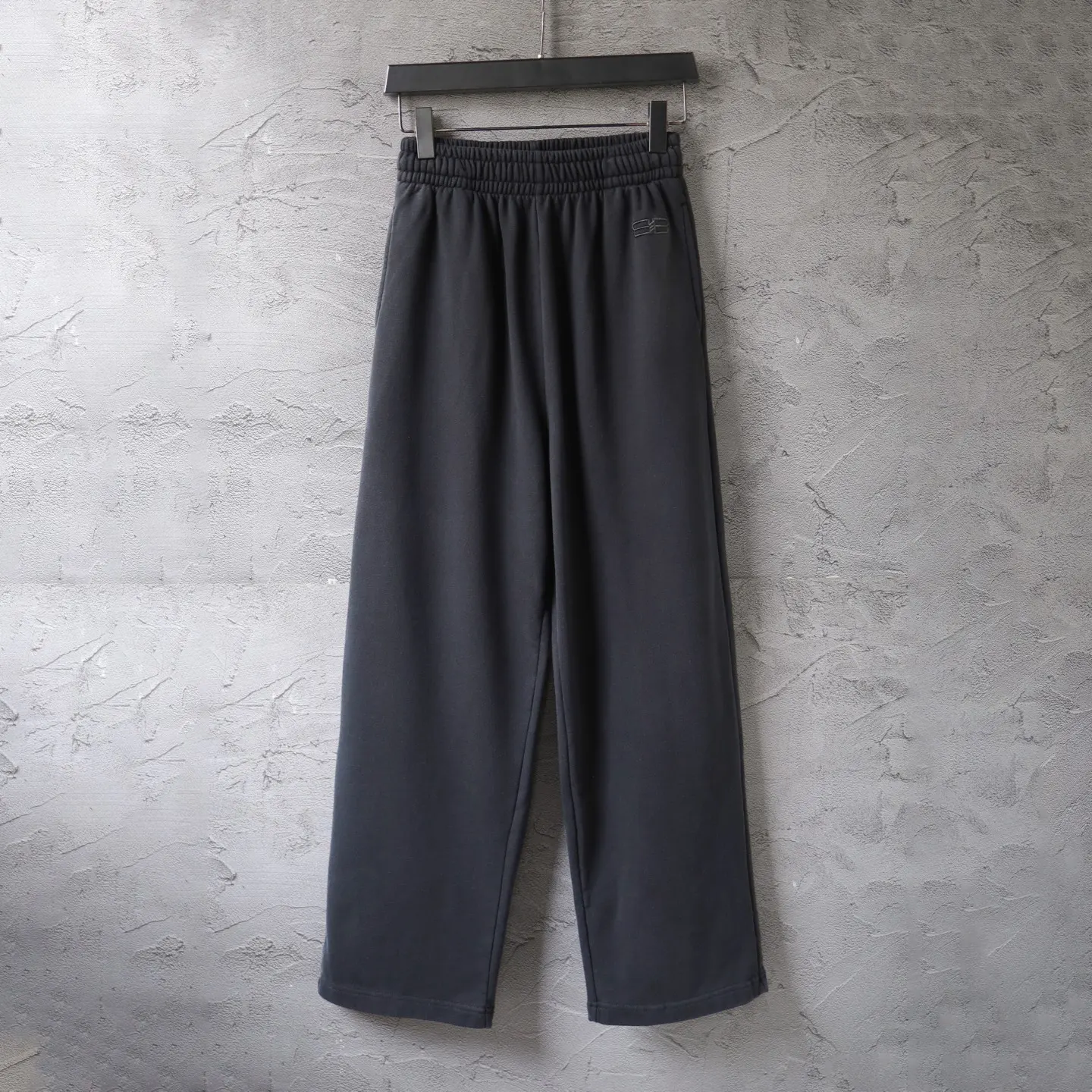 Logo Embroidered Wide-Leg Sweatpants D21521290