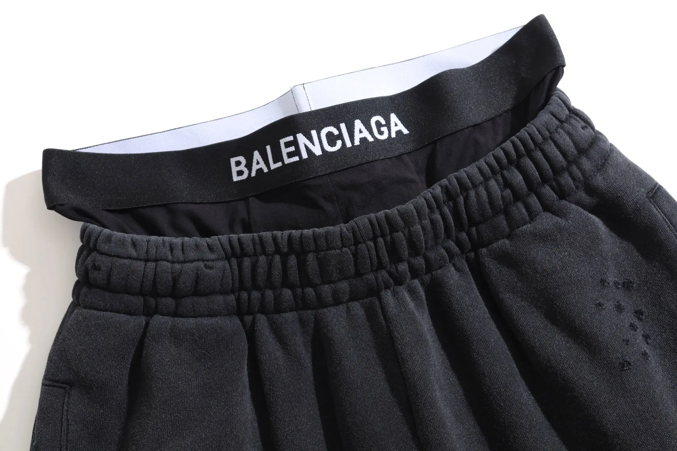 Trompe L'oeil Layered Waistband Sweatpants D25921311 — view 4