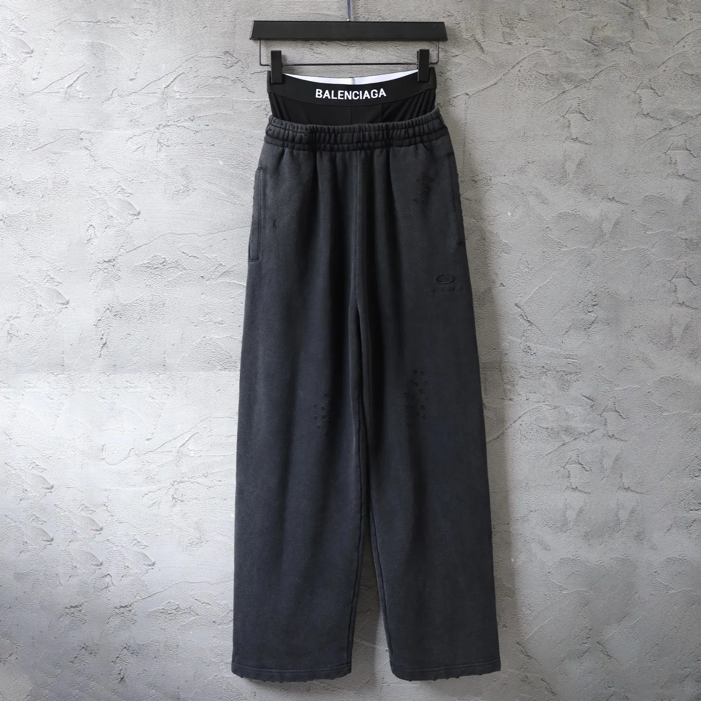 Trompe L'oeil Layered Waistband Sweatpants D25921311 — view 10