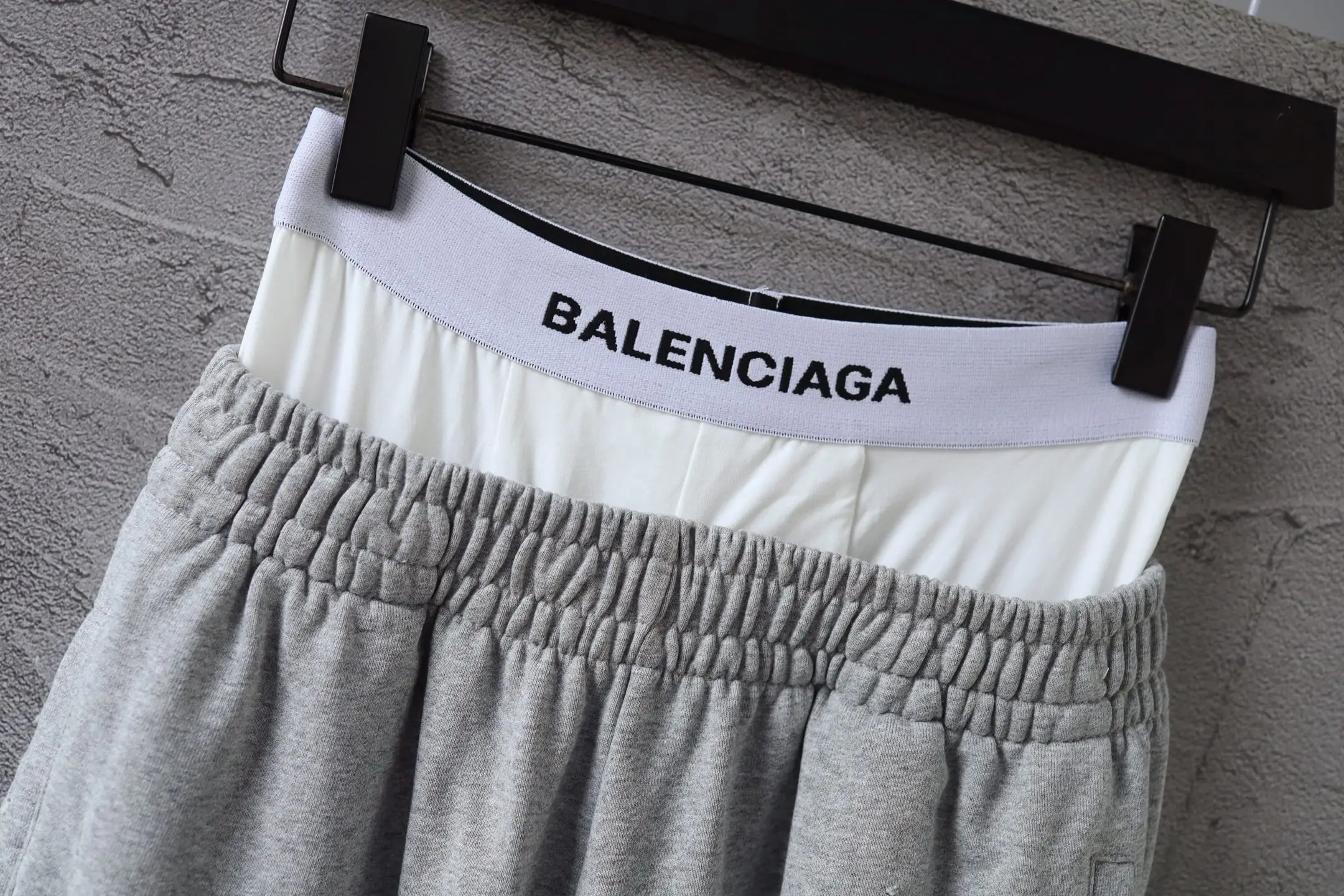 Trompe L'oeil Layered Waistband Sweatpants D25921311 — view 32