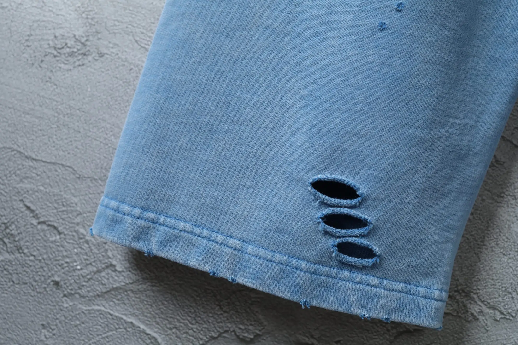 Trompe L'oeil Layered Waistband Distressed Sweats D25918774 — view 6