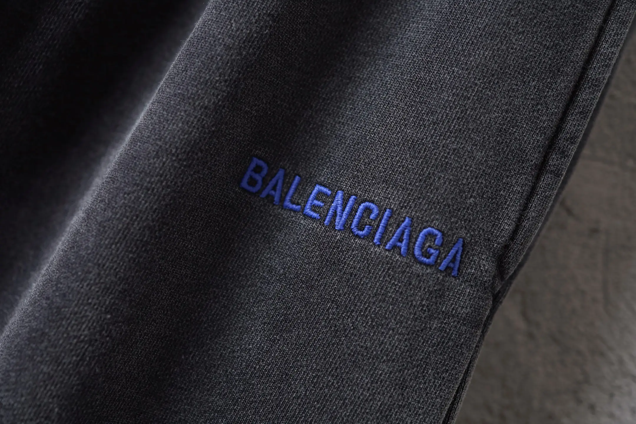 Logo-Embroidered Garment-Dyed Sweatpants D27918776 — view 12