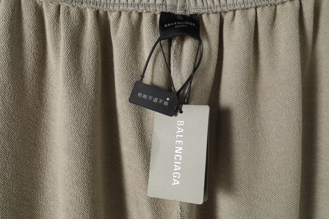Hand-Painted Distressed Graphic Sweatpants D30912590 — view 8