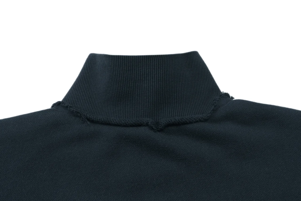 Logo-Embroidered Half-Zip Sweatshirt D20011723 — view 8