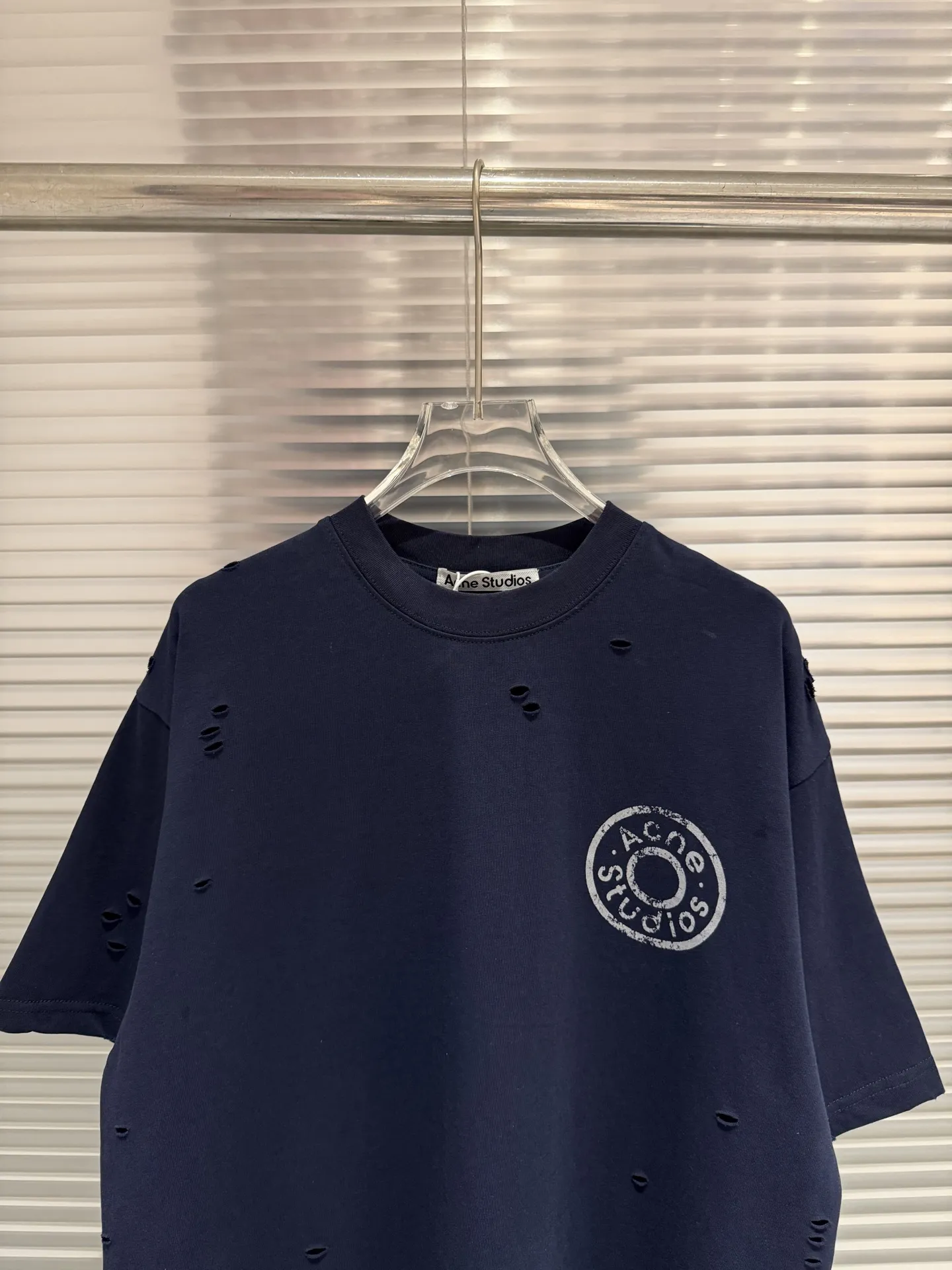 Distressed Logo-Print Cotton T-Shirt D10011366 — view 3