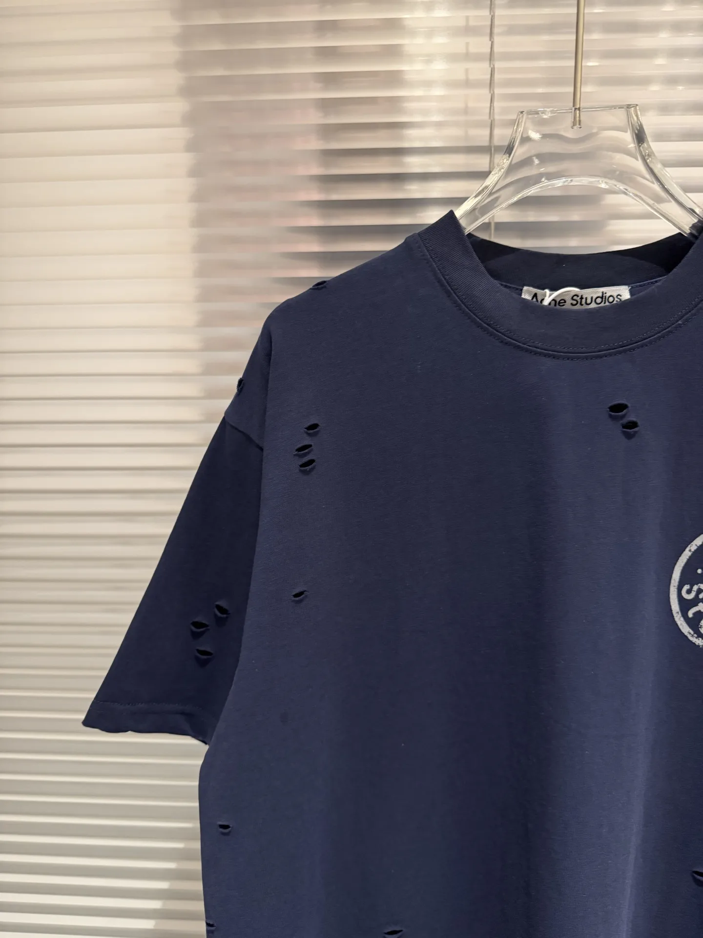 Distressed Logo-Print Cotton T-Shirt D10011366 — view 5