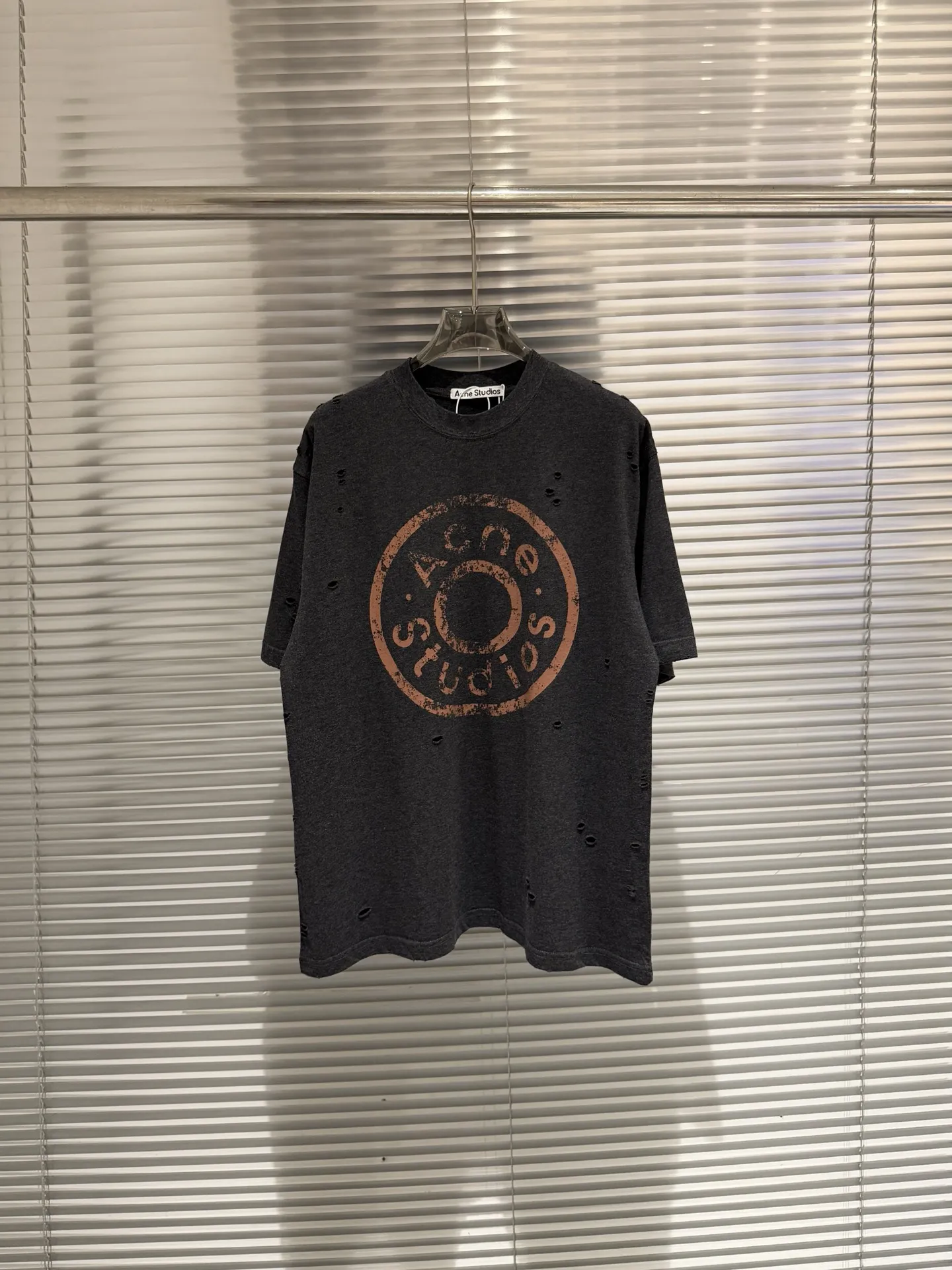 Distressed Logo-Print Cotton T-Shirt D11011382