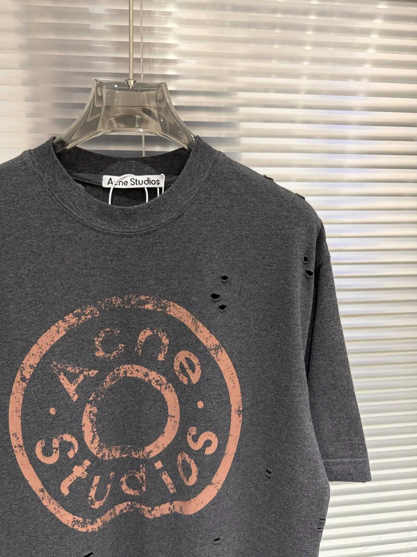Distressed Logo-Print Cotton T-Shirt D11011382 — view 5