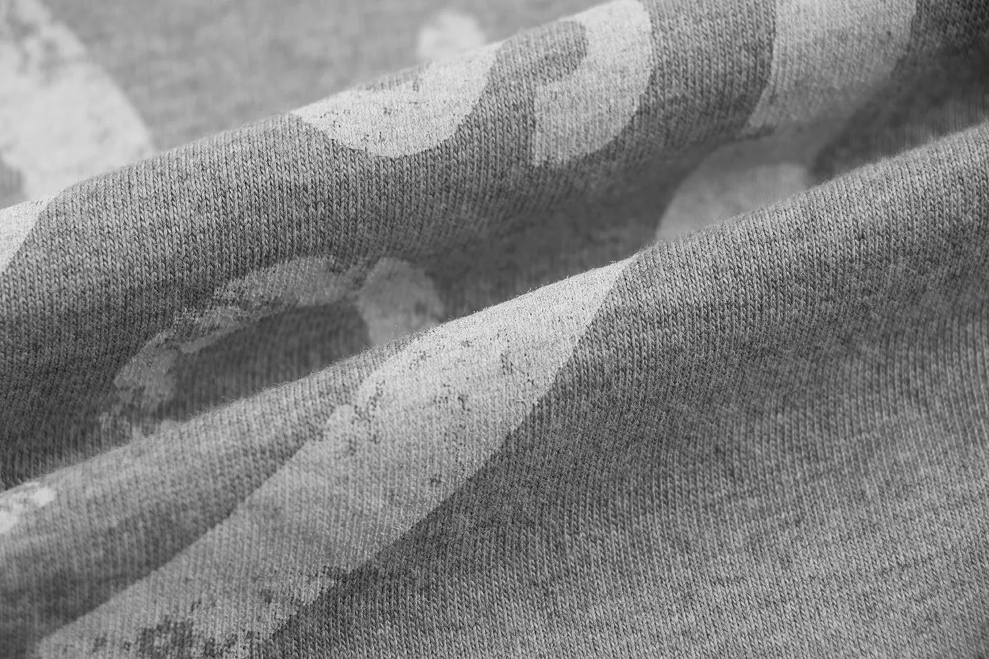 Distressed Logo-Print Cotton T-Shirt D11011381 — view 6