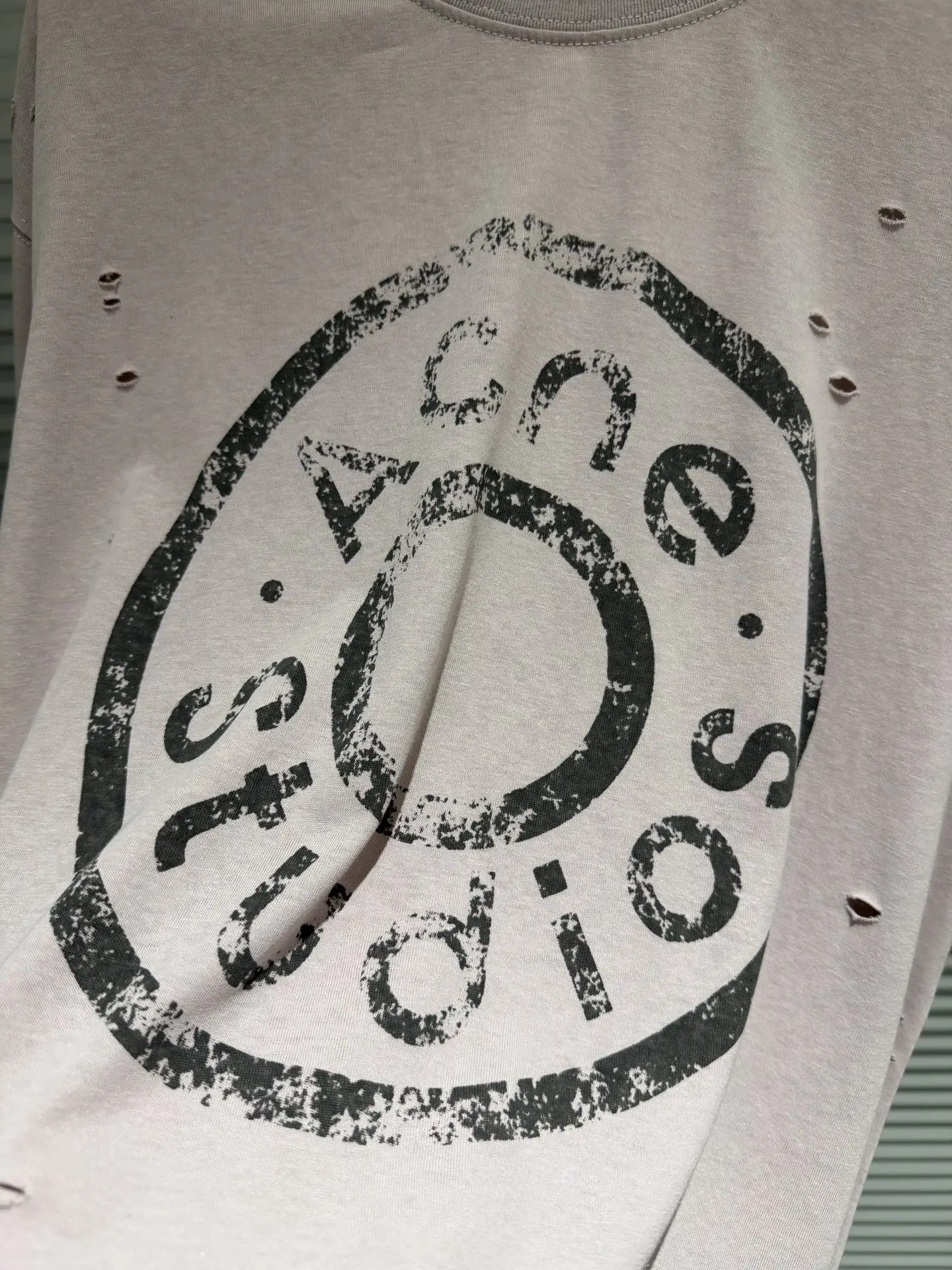 Distressed Logo-Print Cotton T-Shirt D9511367 — view 6